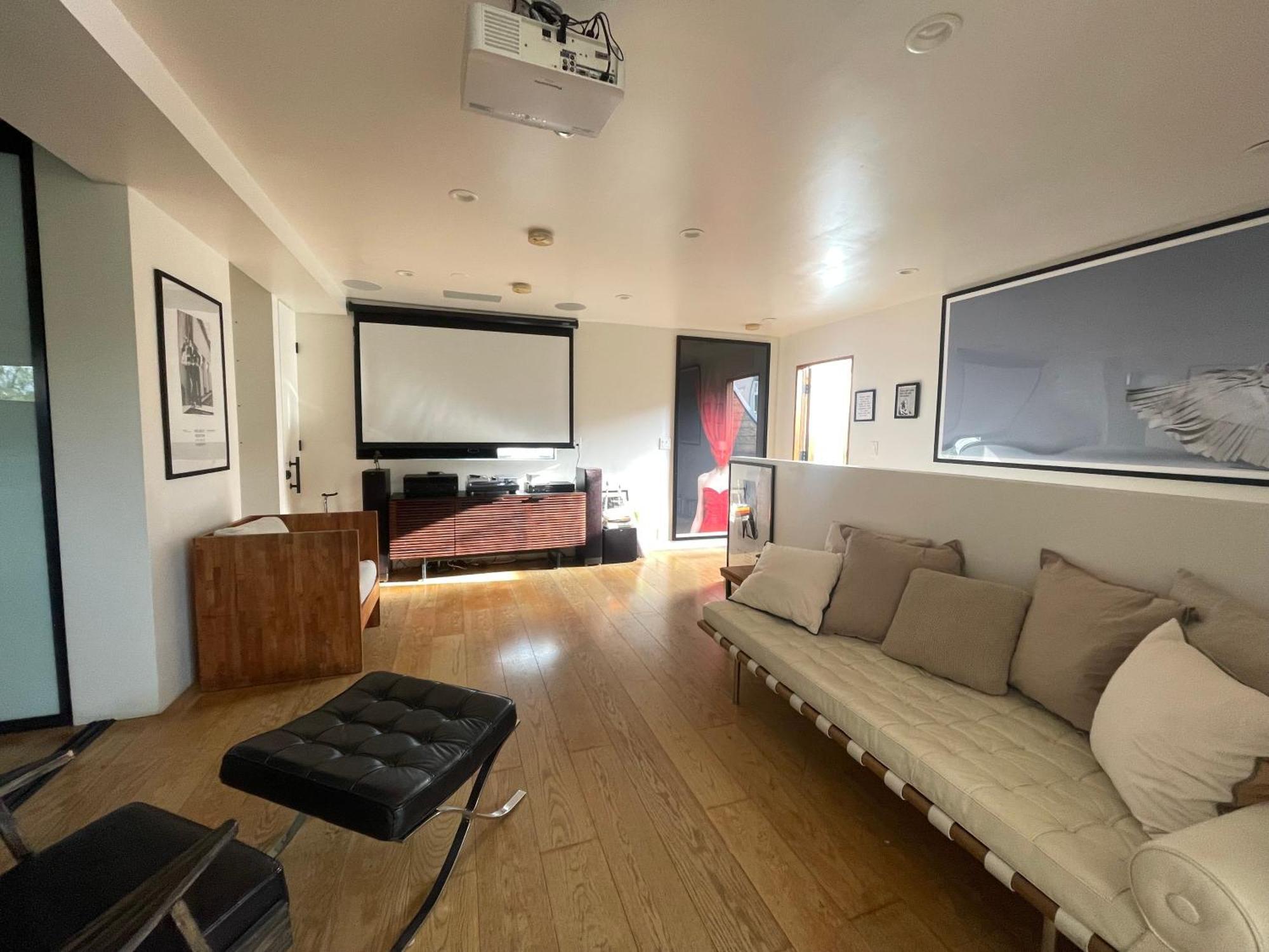 Venice Beach Studio With Large Private Patio Steps To The Beach Los Angeles Exterior photo
